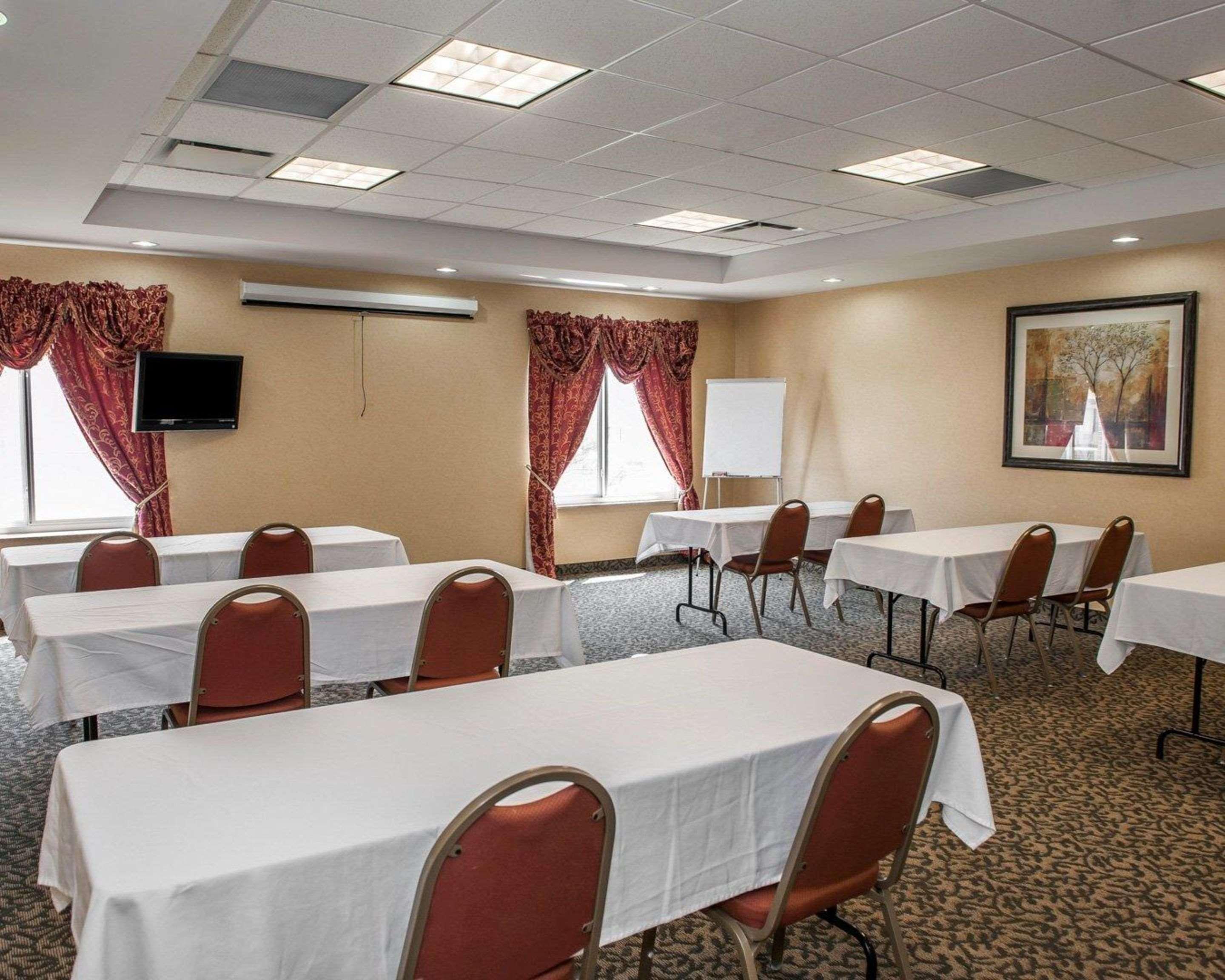 Comfort Suites Near Indianapolis Airport Esterno foto