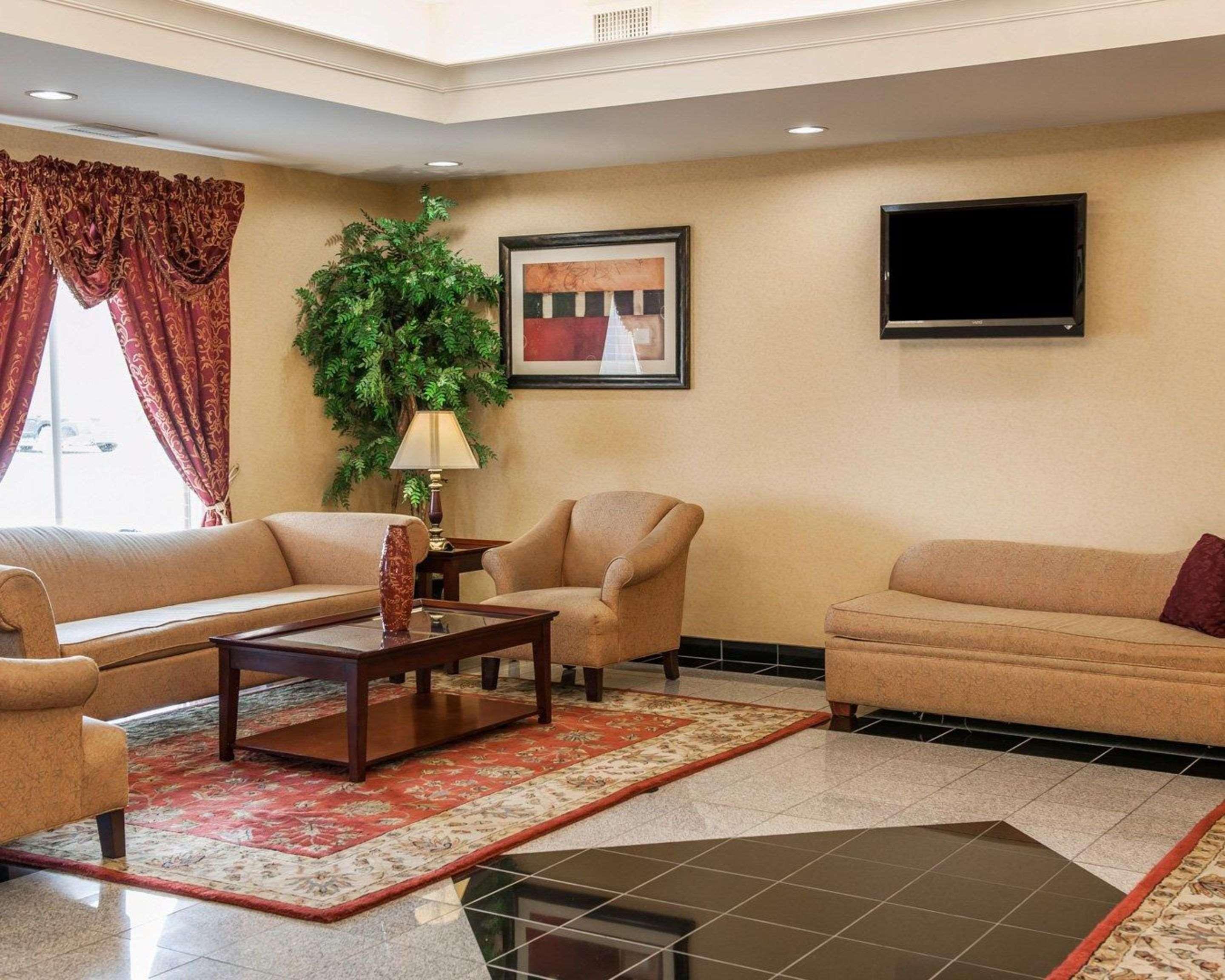 Comfort Suites Near Indianapolis Airport Esterno foto