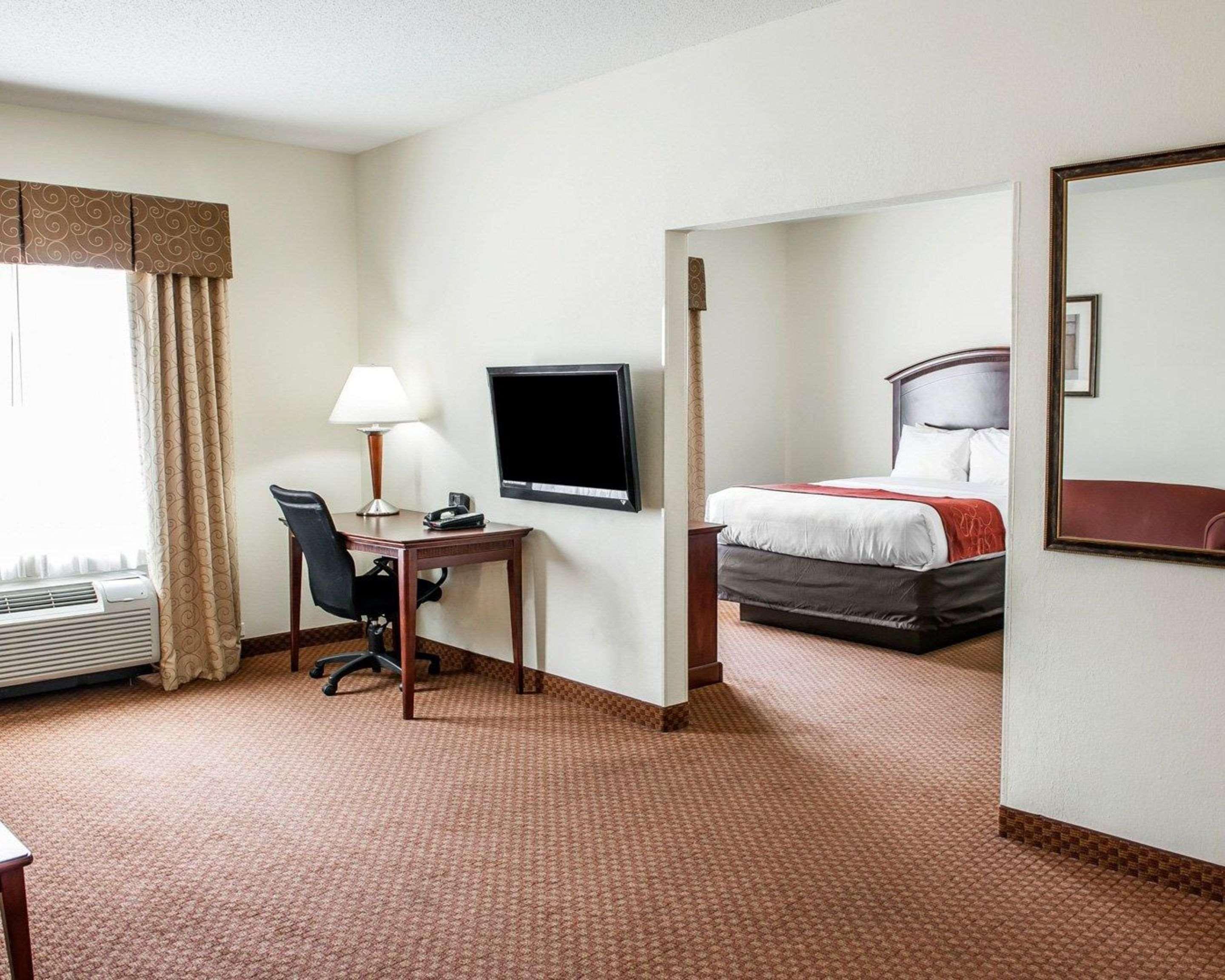 Comfort Suites Near Indianapolis Airport Esterno foto